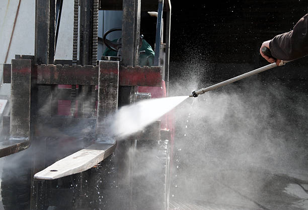 Best Playground Equipment Cleaning  in Hayfield, MN